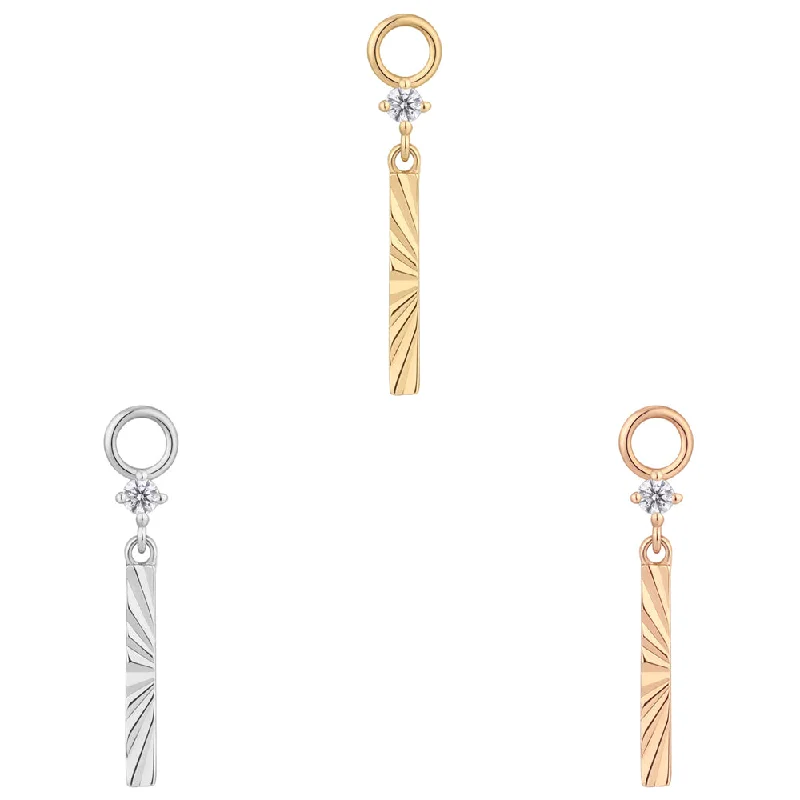 "Labyrinth" Charm in Gold with CZ