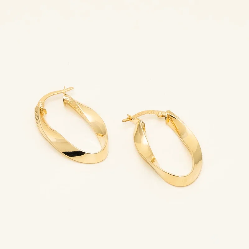 Diamond Cut Oval Twist Hoop Earrings in 14kt Yellow Gold