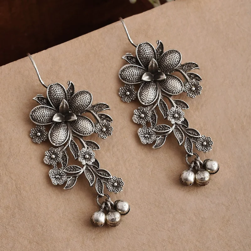 Orchid Silver Look Alike Dangler Earrings