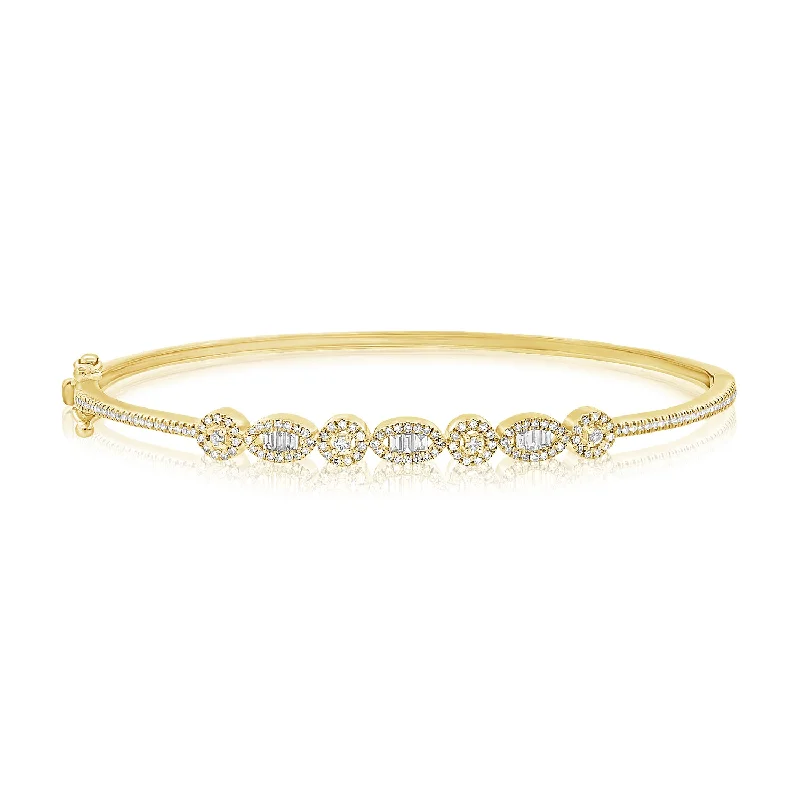 Luxurious 14K Gold Diamond Baguettes Bangle Bracelet