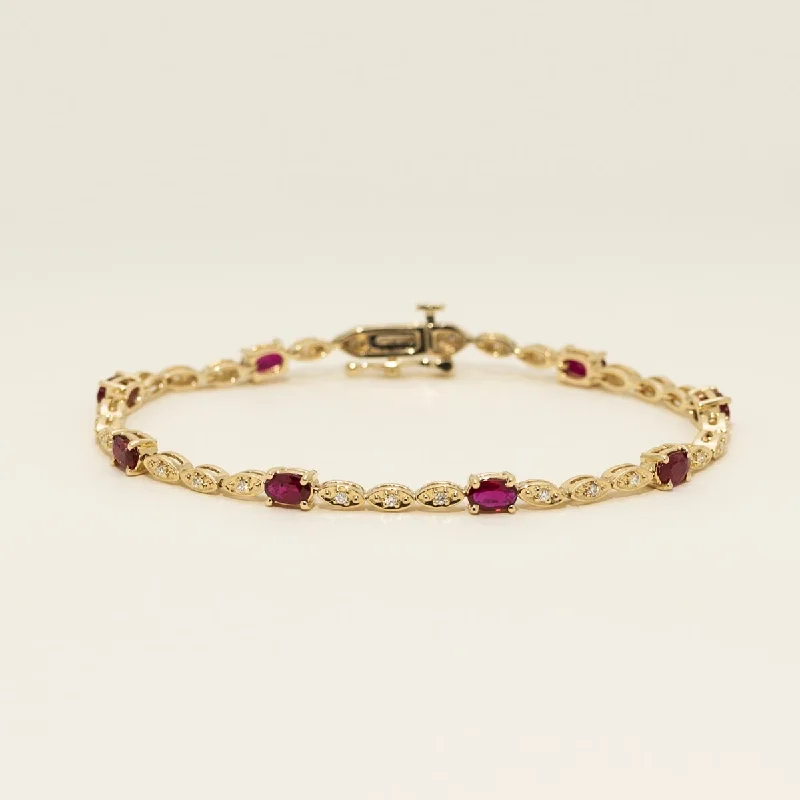 Oval Ruby Bracelet in 14kt Yellow Gold with Diamonds (1/5ct tw)